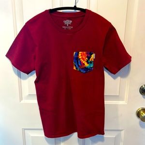 Wine colored Tee with multicolored pocket